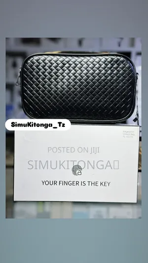 Finger Print Unlock Bag 