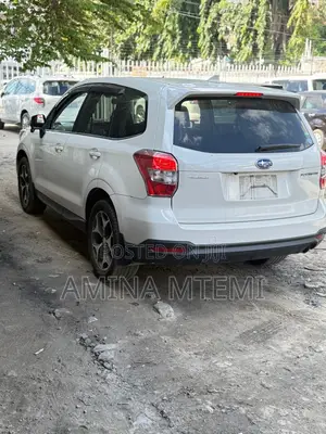 Subaru Forester 2.0XT Premium 4dr SUV AWD (2.0L 4cyl Turbo CVT) 2015 White