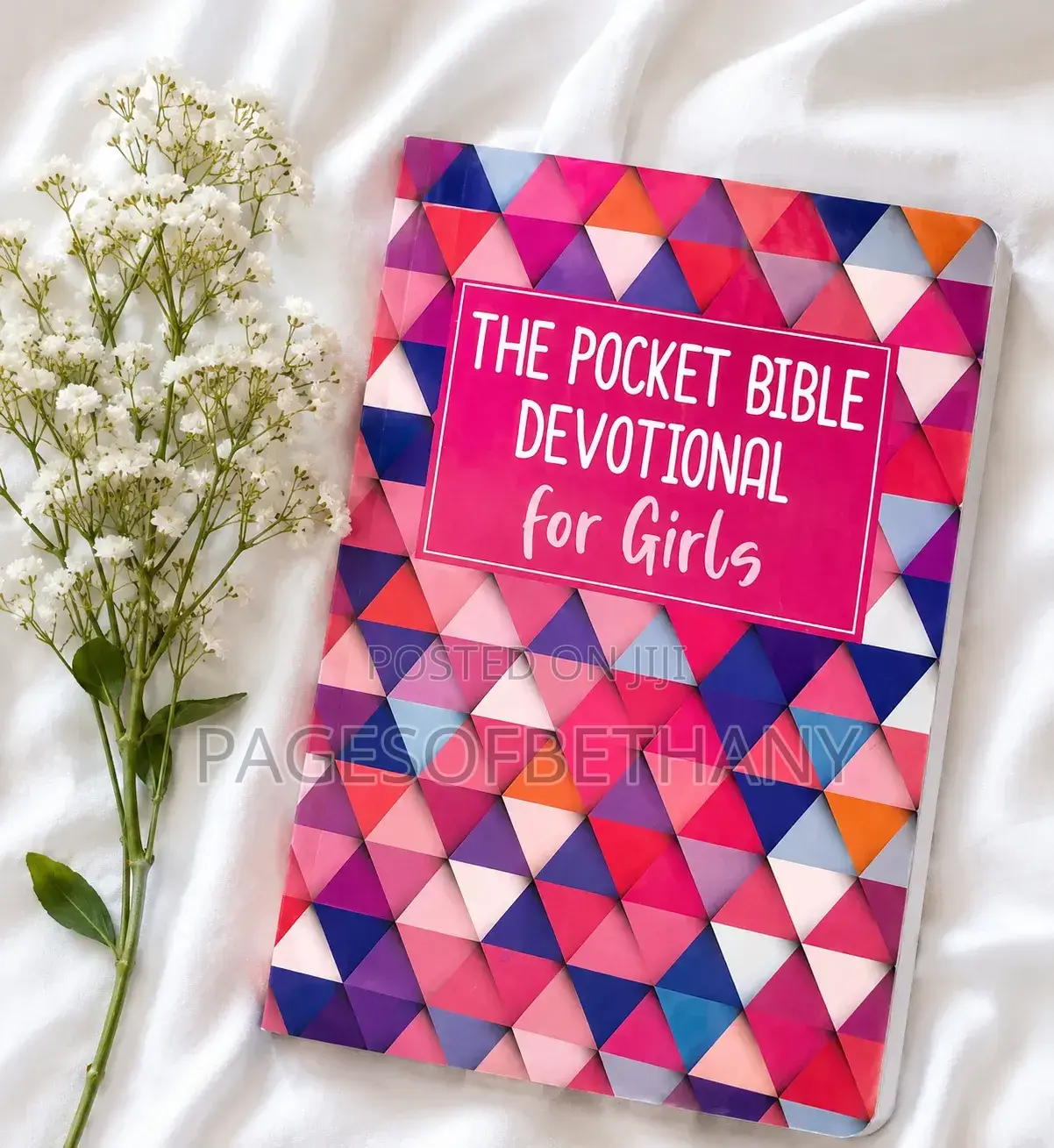 The Pocket Bible Devotional for Girls