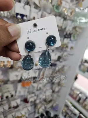 Earing Za Kisasa