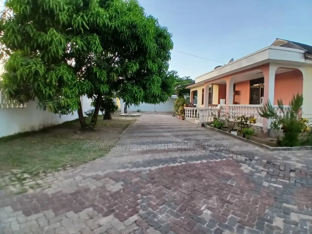 4bdrm House in Mbezi Makonde for rent