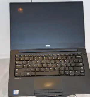 Laptop Dell Inspiron 13 7370 8GB Intel Core i5 SSD 128GB