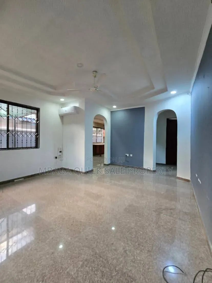 3bdrm House in Mikocheni for rent