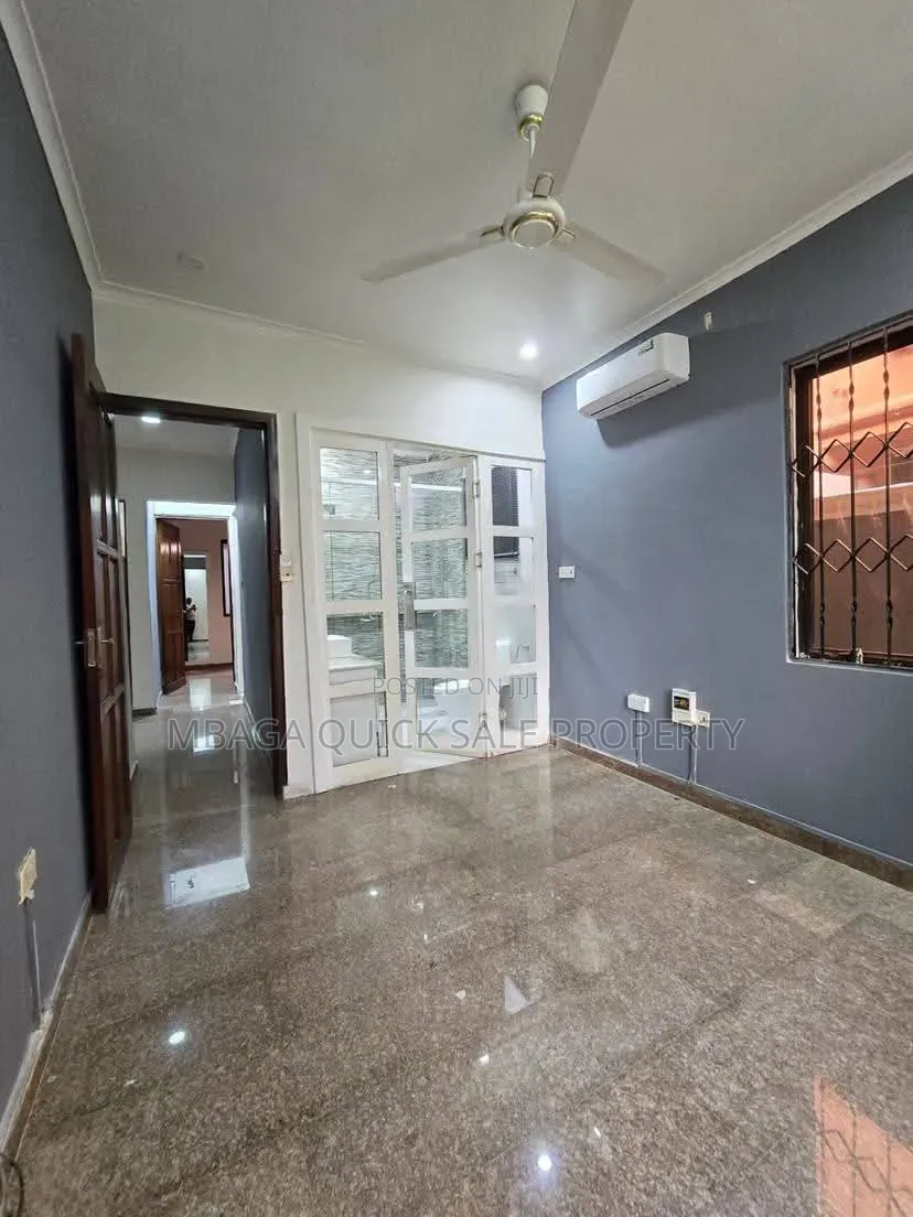 3bdrm House in Mikocheni for rent