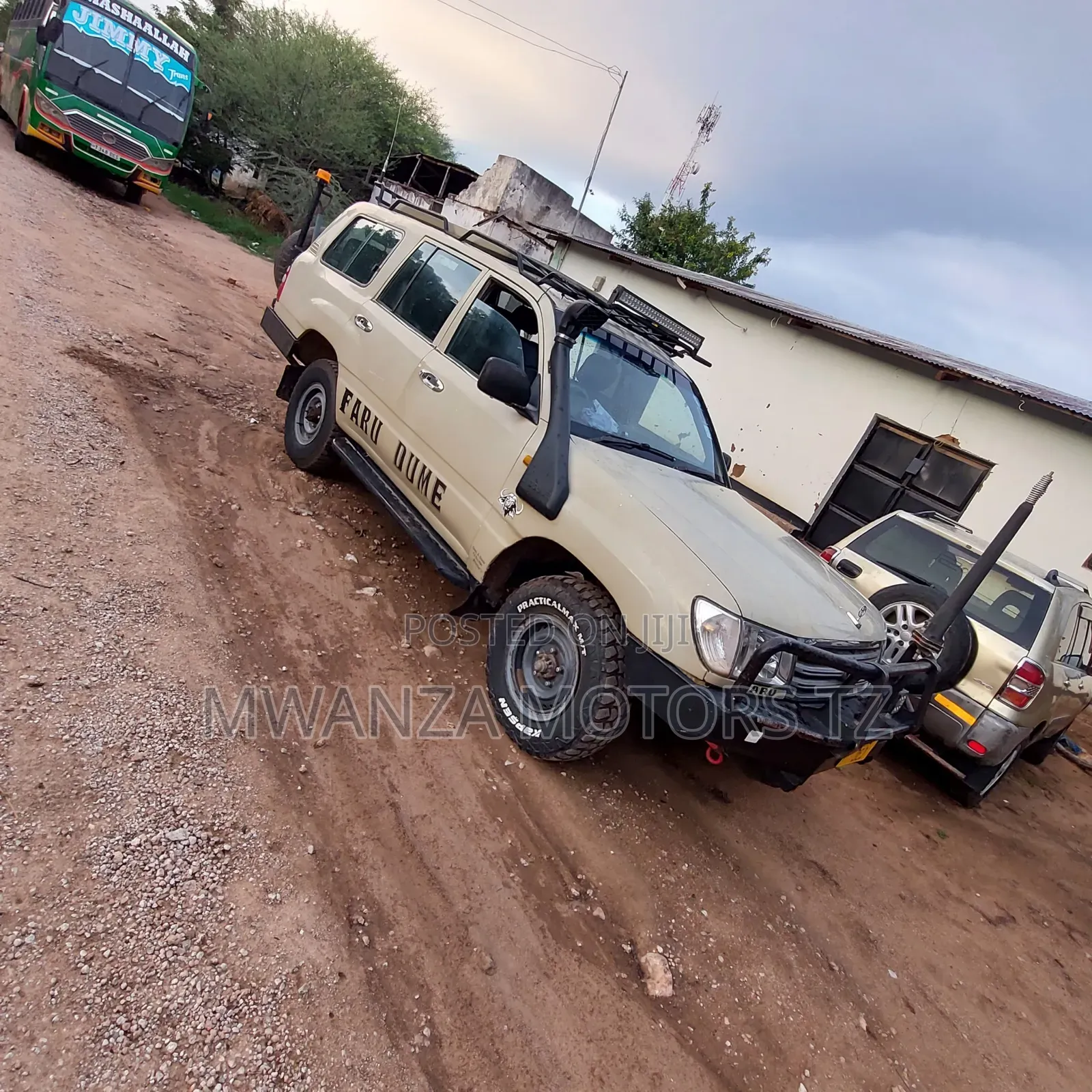 Toyota Land Cruiser 2004 Beige