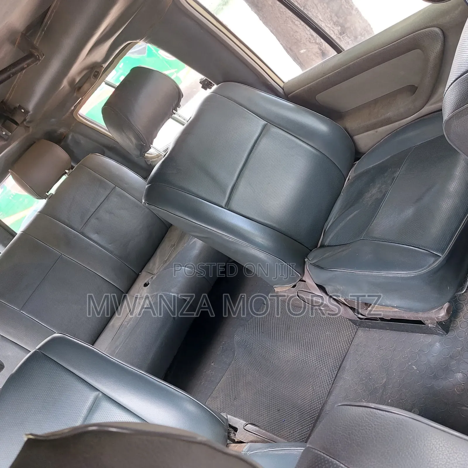 Toyota Land Cruiser 2004 Beige
