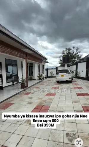4bdrm House in Goba for sale
