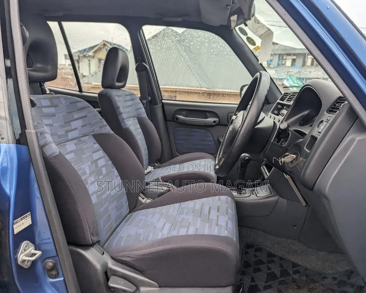 Toyota RAV4 1999 Blue