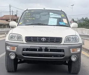 Toyota RAV4 Automatic 2000 Pearl