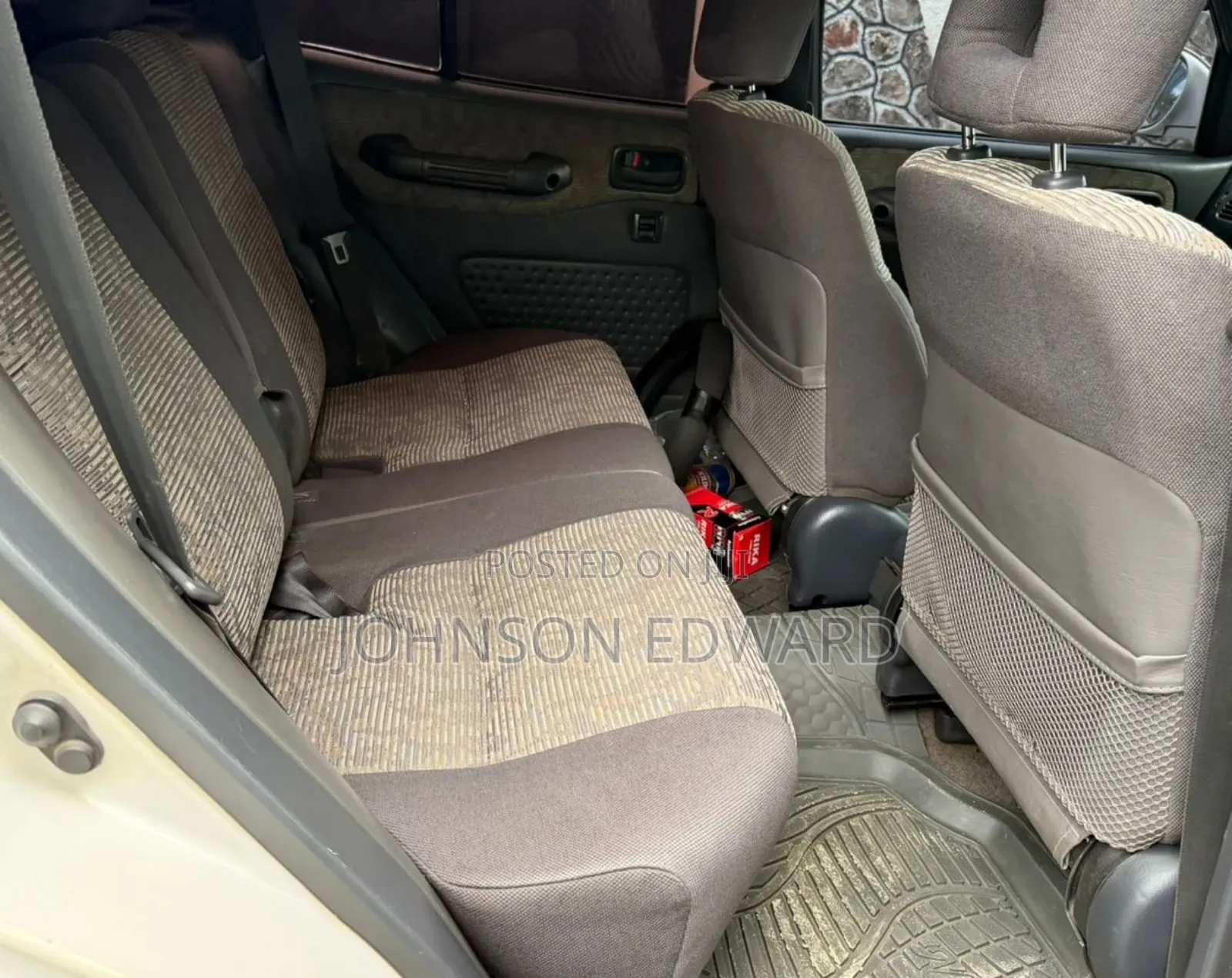 Toyota RAV4 Automatic 2000 White