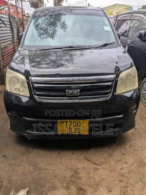Toyota Noah 2005 Black