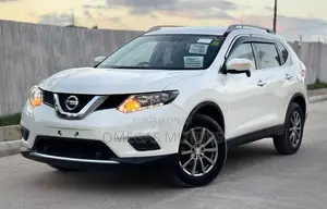 Nissan X-Trail 2.0 Petrol FWD 2015 Pearl