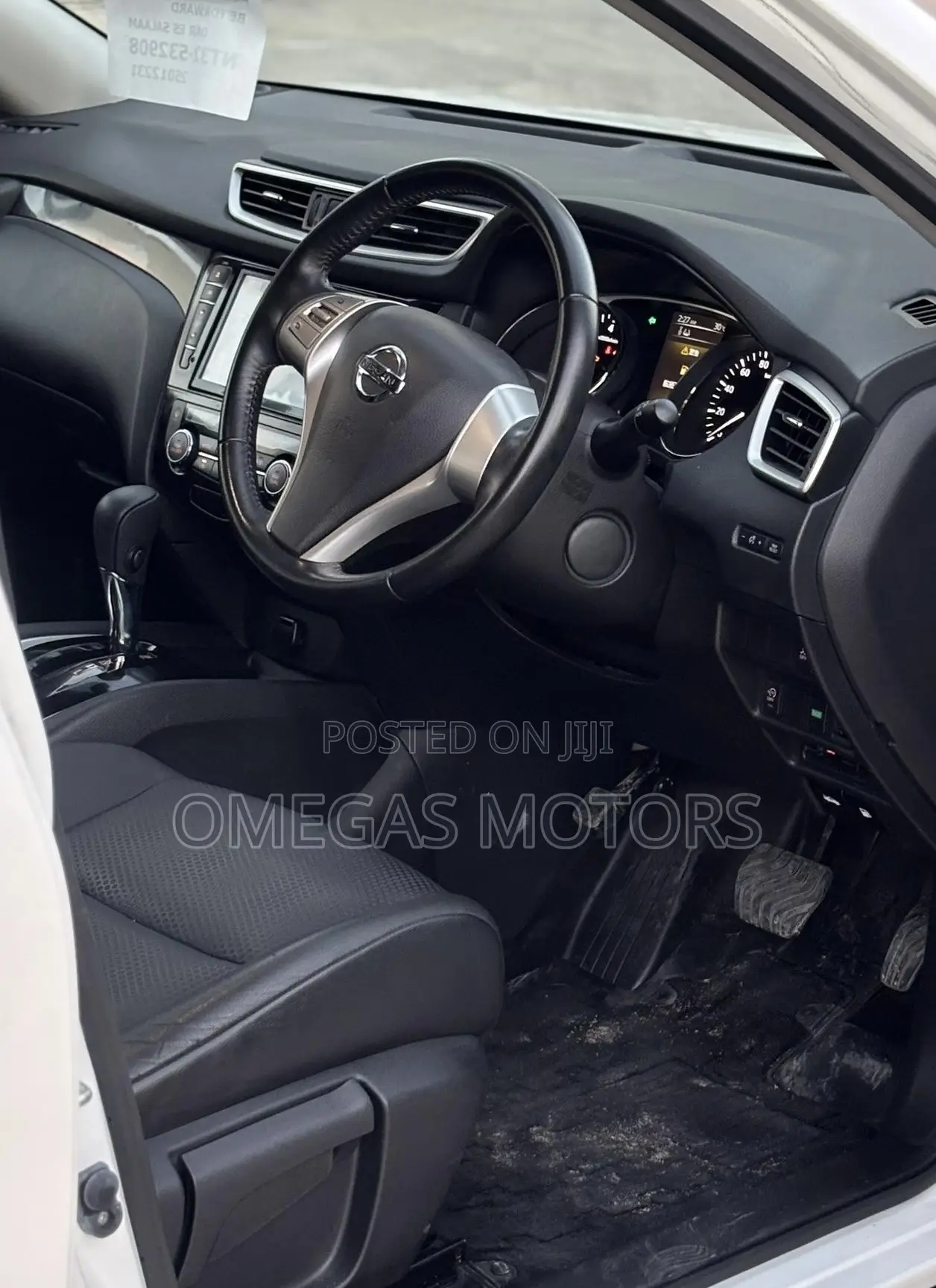 Nissan X-Trail 2.0 Petrol FWD 2015 Pearl
