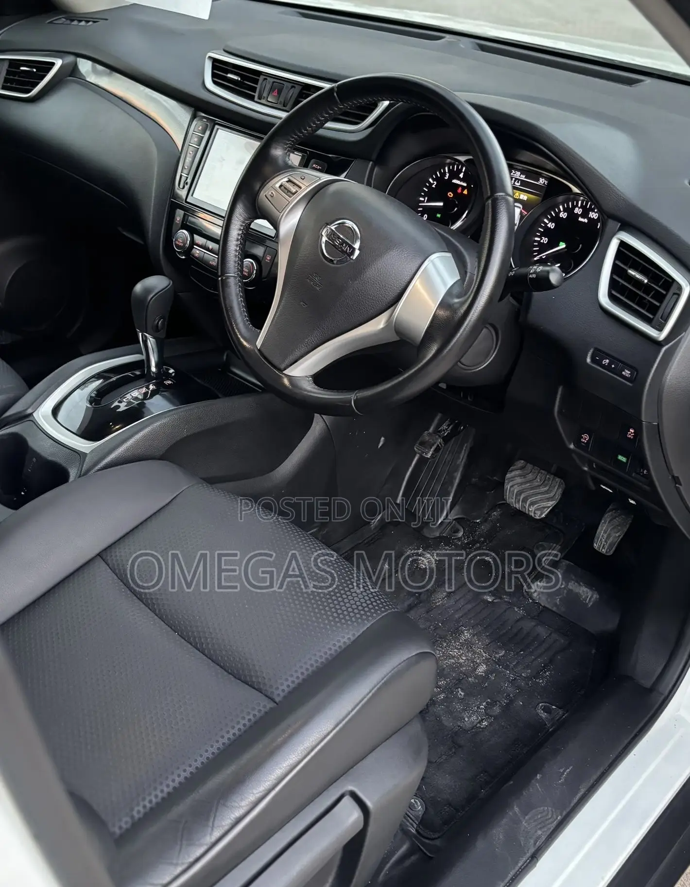Nissan X-Trail 2.0 Petrol FWD 2015 Pearl