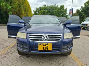 Volkswagen Touareg 2005 Blue