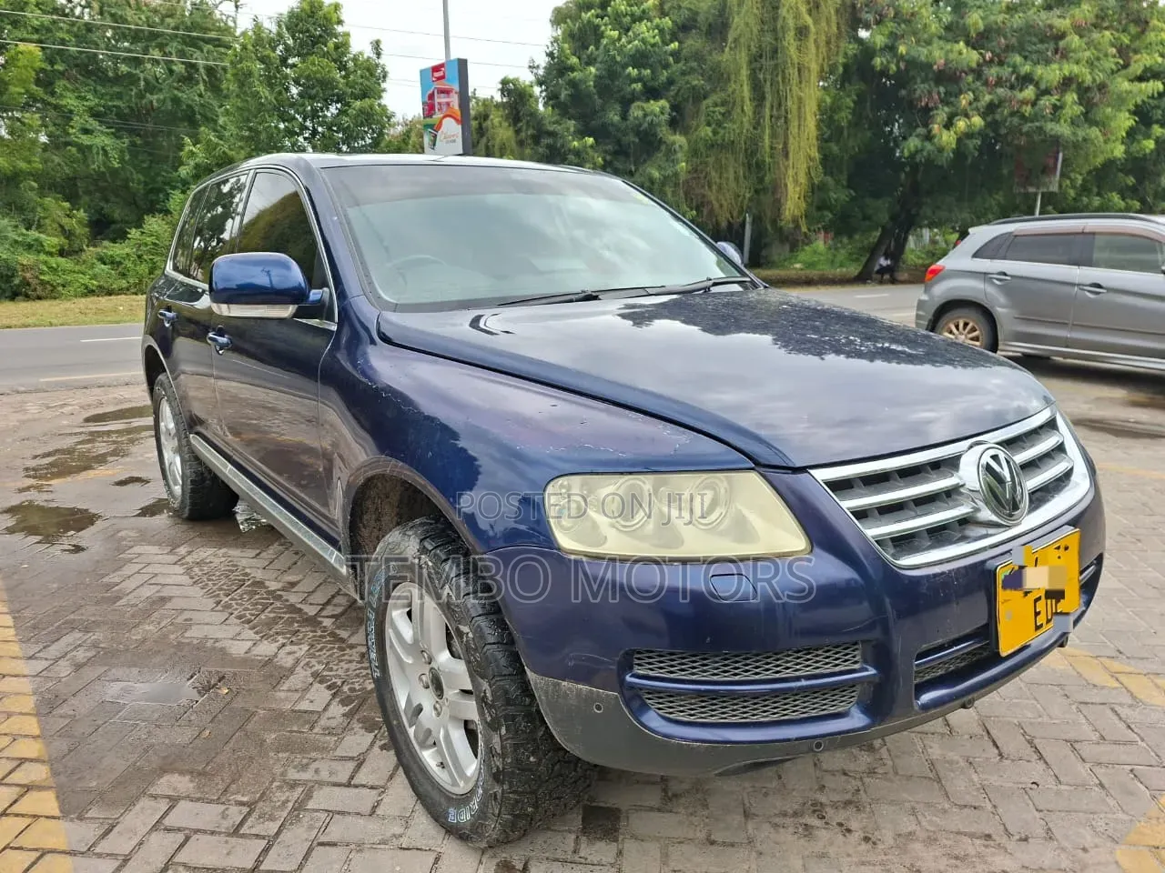 Volkswagen Touareg 2005 Blue