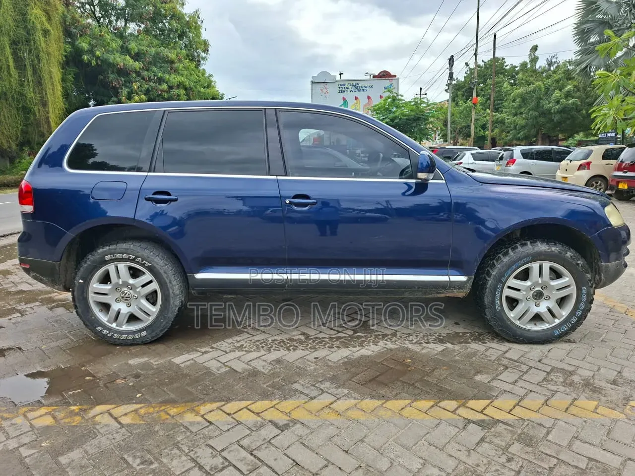 Volkswagen Touareg 2005 Blue