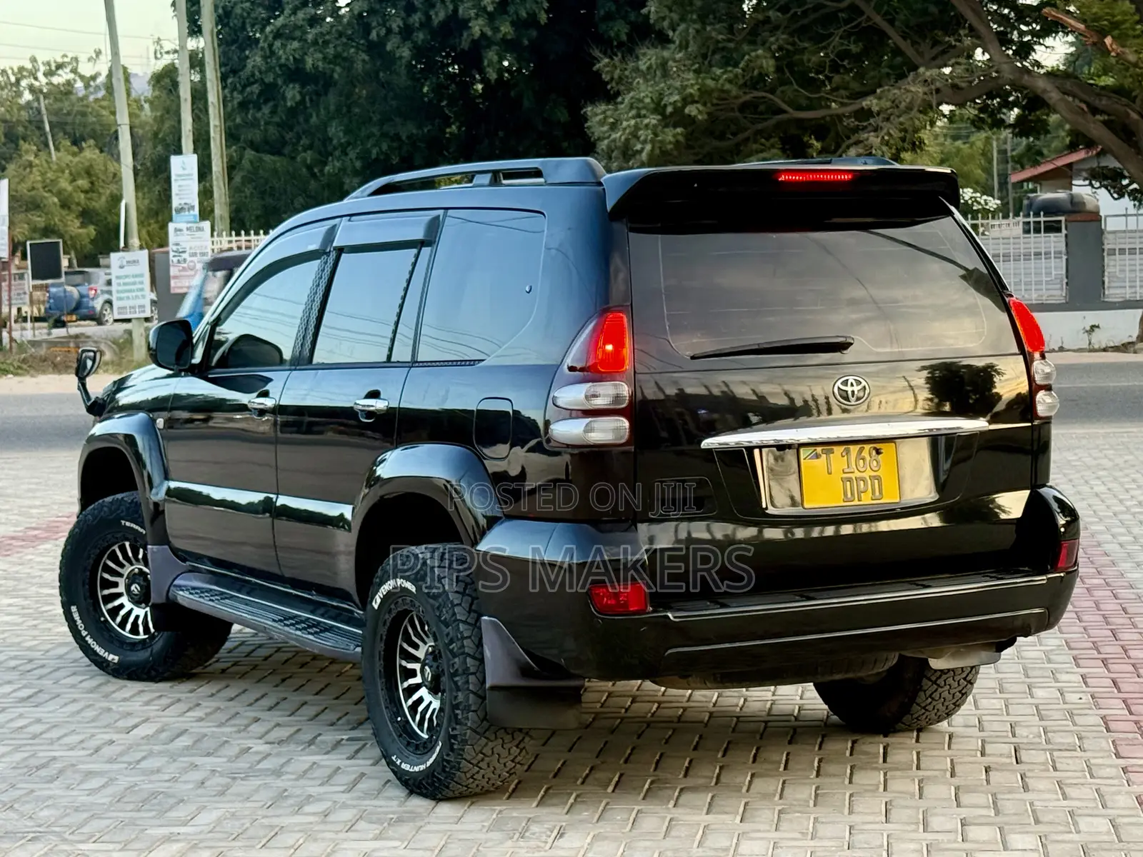 Toyota Land Cruiser Prado 2005 Black