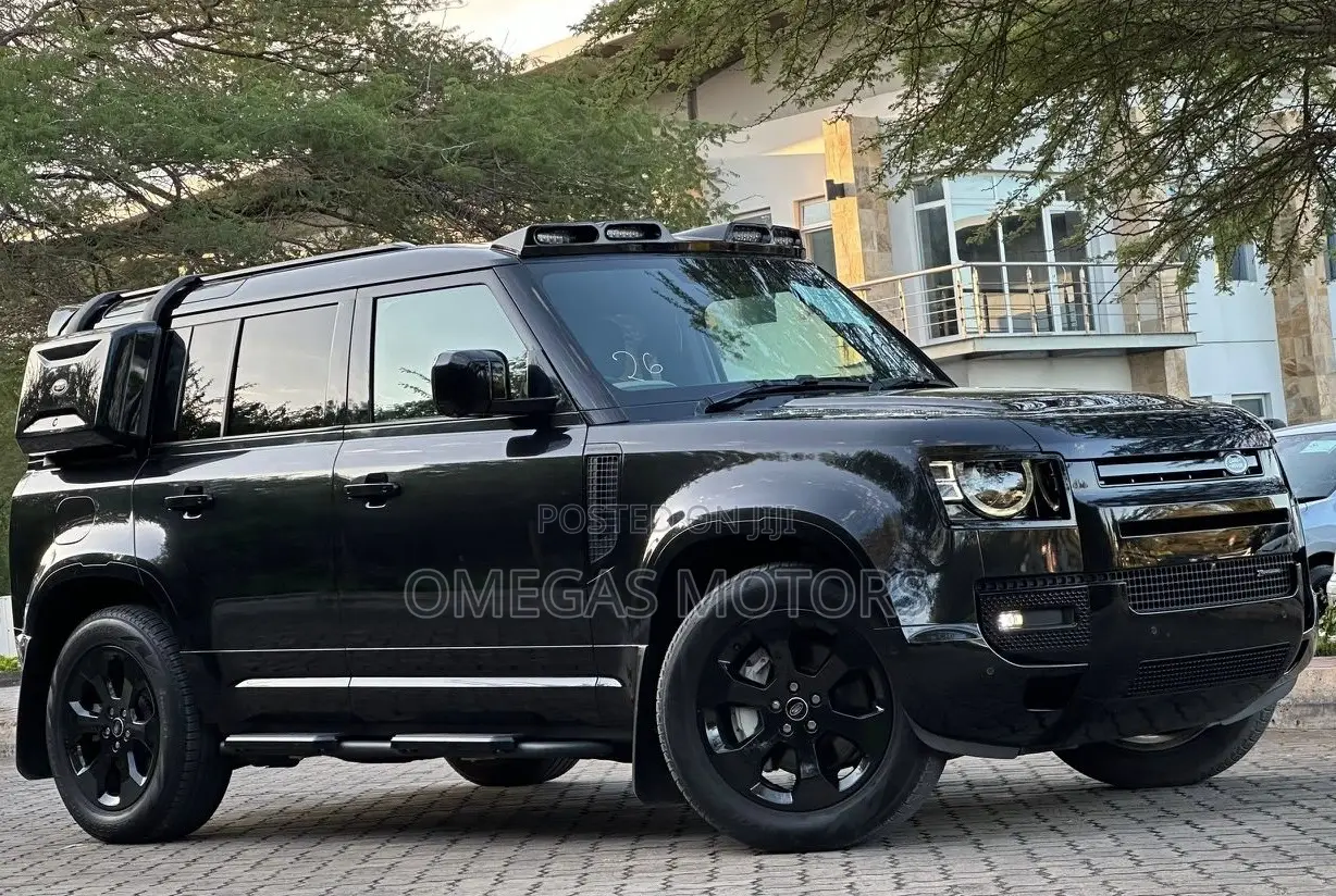 Land Rover Defender 2023 Black