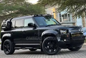 Land Rover Defender 2023 Black