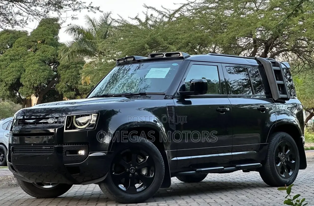 Land Rover Defender 2023 Black