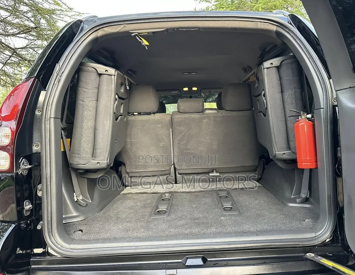 Toyota Land Cruiser Prado 2006 Black