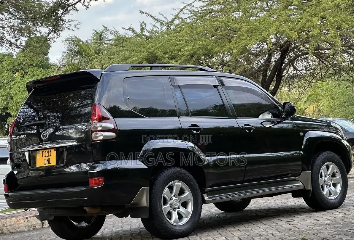 Toyota Land Cruiser Prado 2006 Black