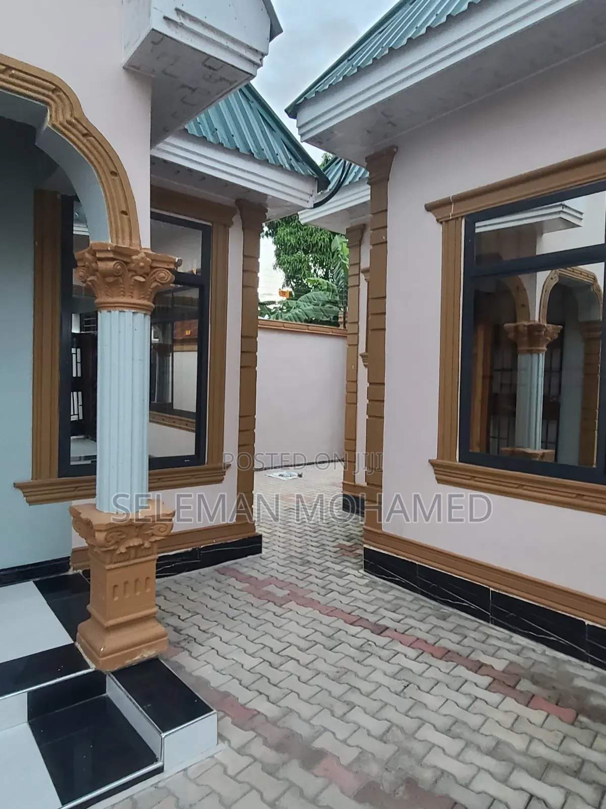 Furnished 3bdrm House in Biriani Real Estate, Chamazi for sale