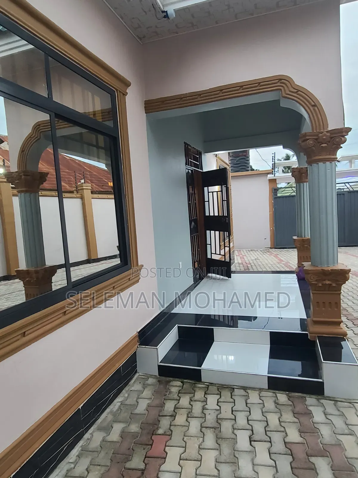 Furnished 3bdrm House in Biriani Real Estate, Chamazi for sale