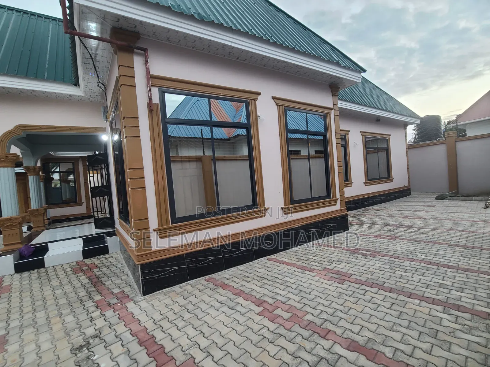 Furnished 3bdrm House in Biriani Real Estate, Chamazi for sale