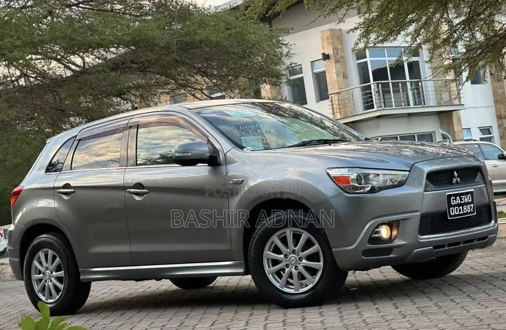 Mitsubishi RVR 2.0 2011 Gray