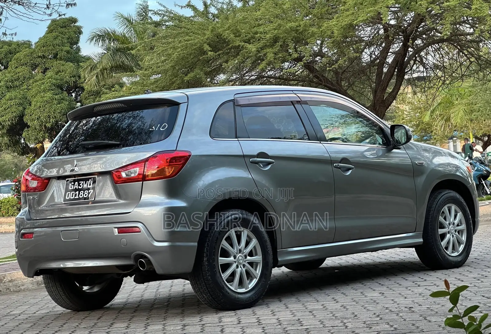 Mitsubishi RVR 2.0 2011 Gray