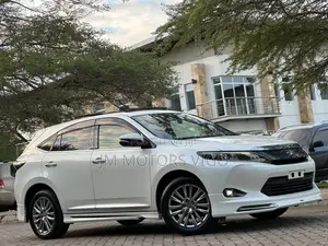Toyota Harrier 2016 White