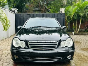 Mercedes-Benz C-Class 2007 Black