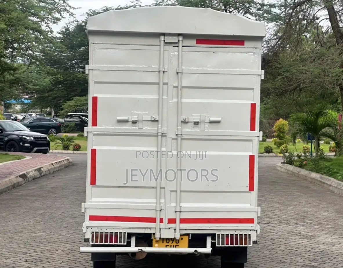Toyota TownAce 2006 White