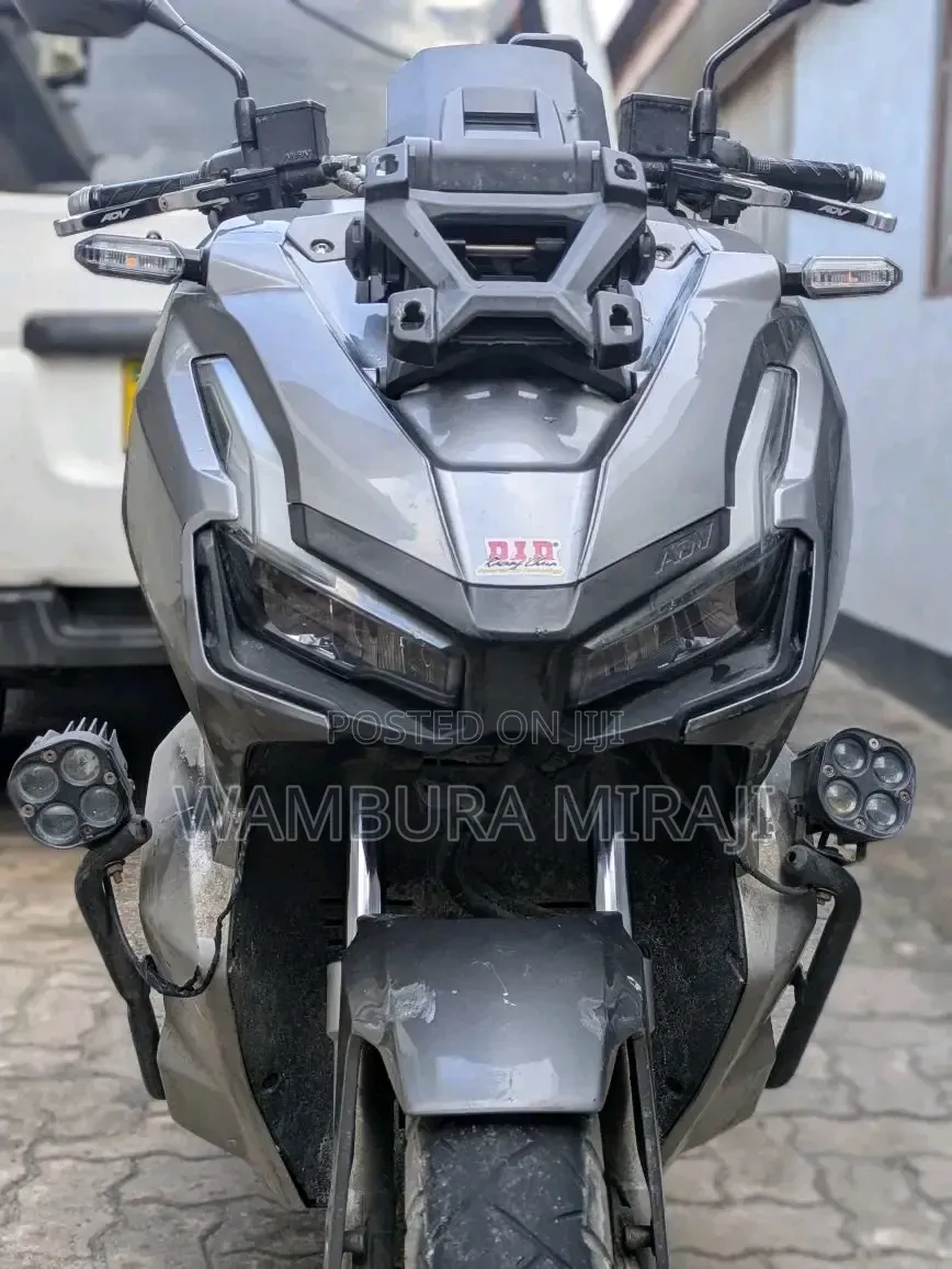 New Honda 2025 Silver