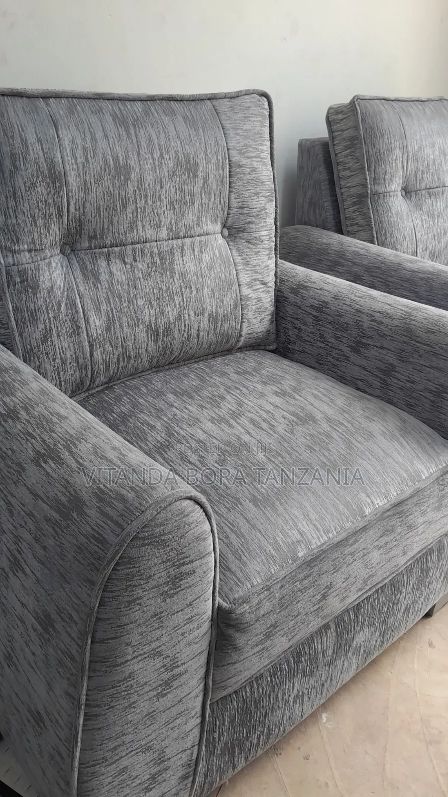 Sofa Ipo Kwa Sale