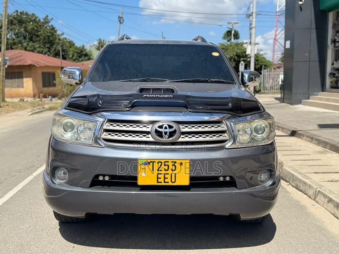 Toyota Fortuner 2006 Silver