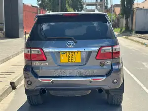 Toyota Fortuner 2006 Silver