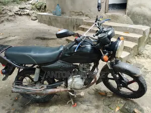TVS HLX 125 2020 Black