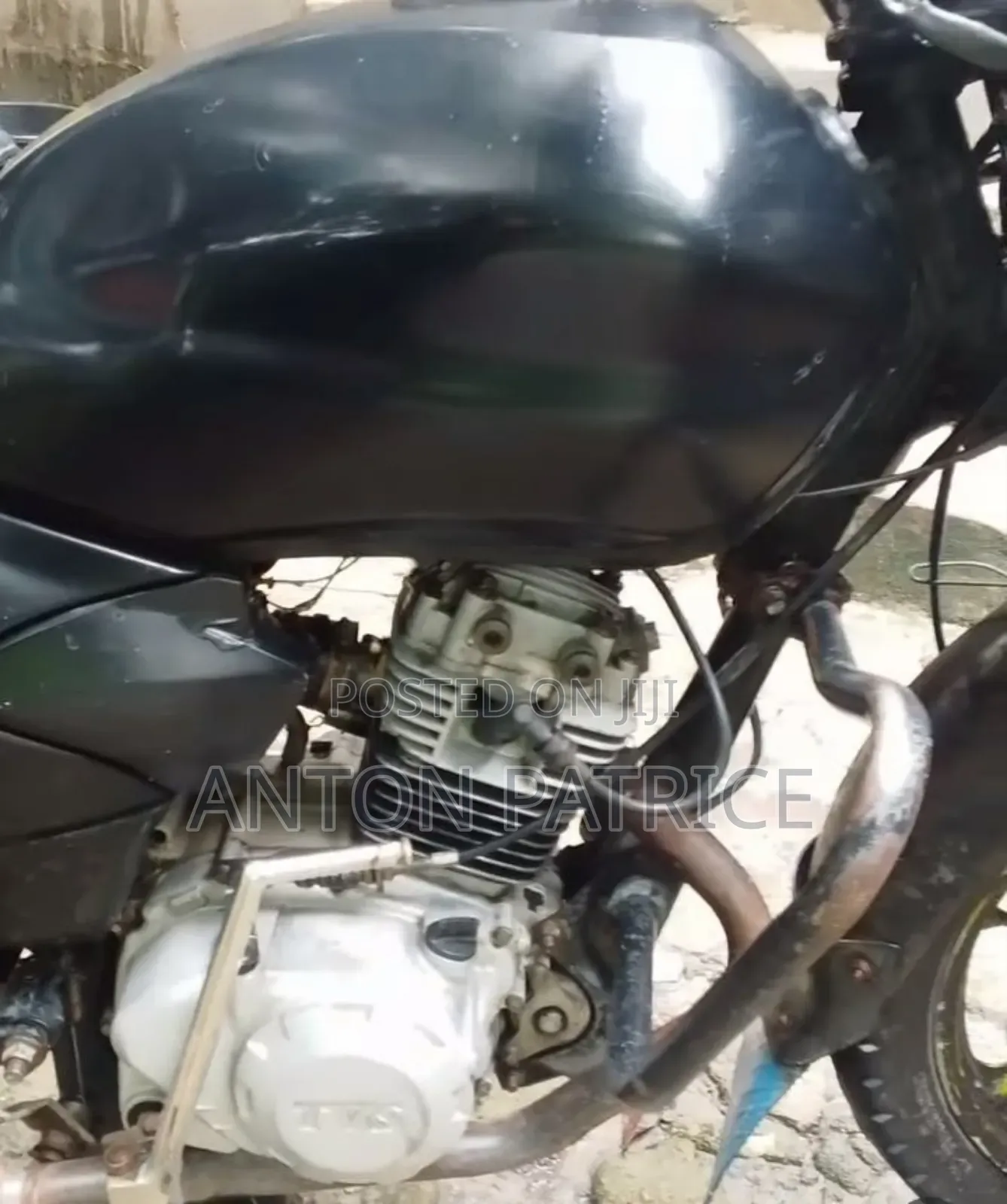 TVS HLX 125 2020 Black