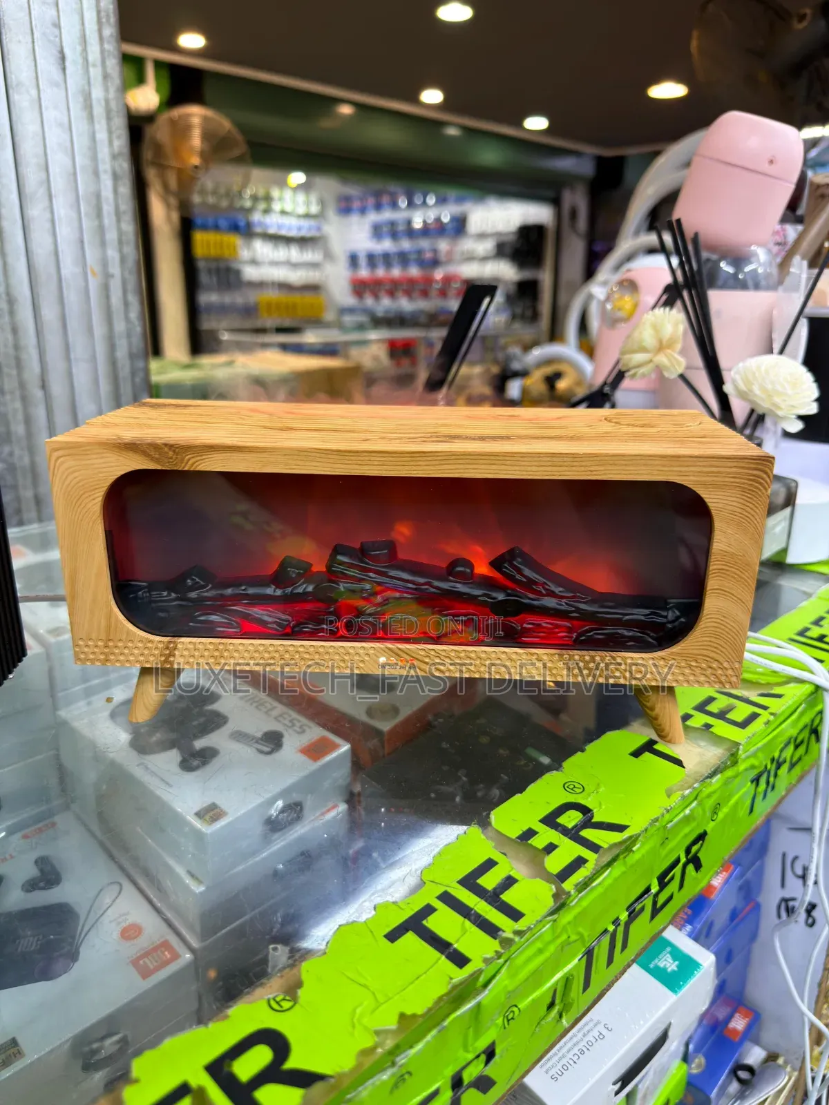 Mini Ultrasonic Fireplace Flame Aroma Diffuser And Air Humidifier
