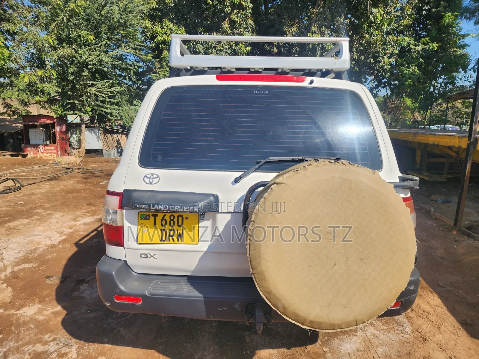 Toyota Land Cruiser 2006 White