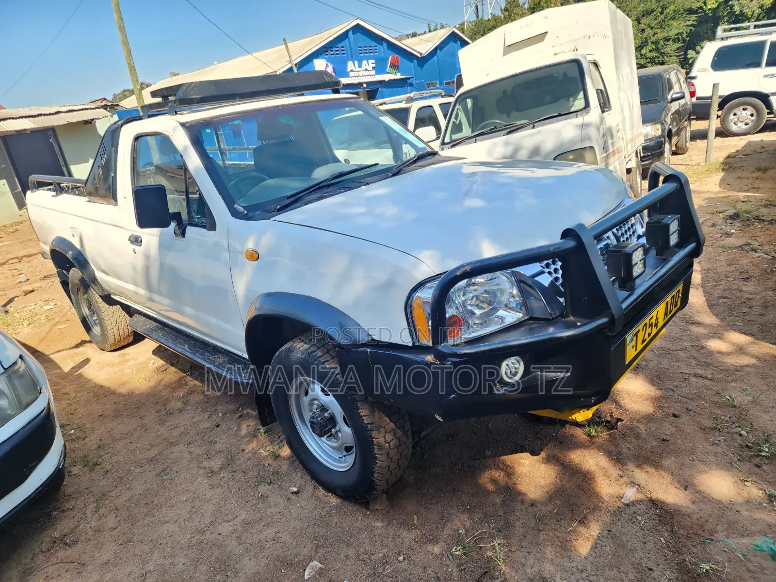 Nissan Hardbody 2000i 2006 White