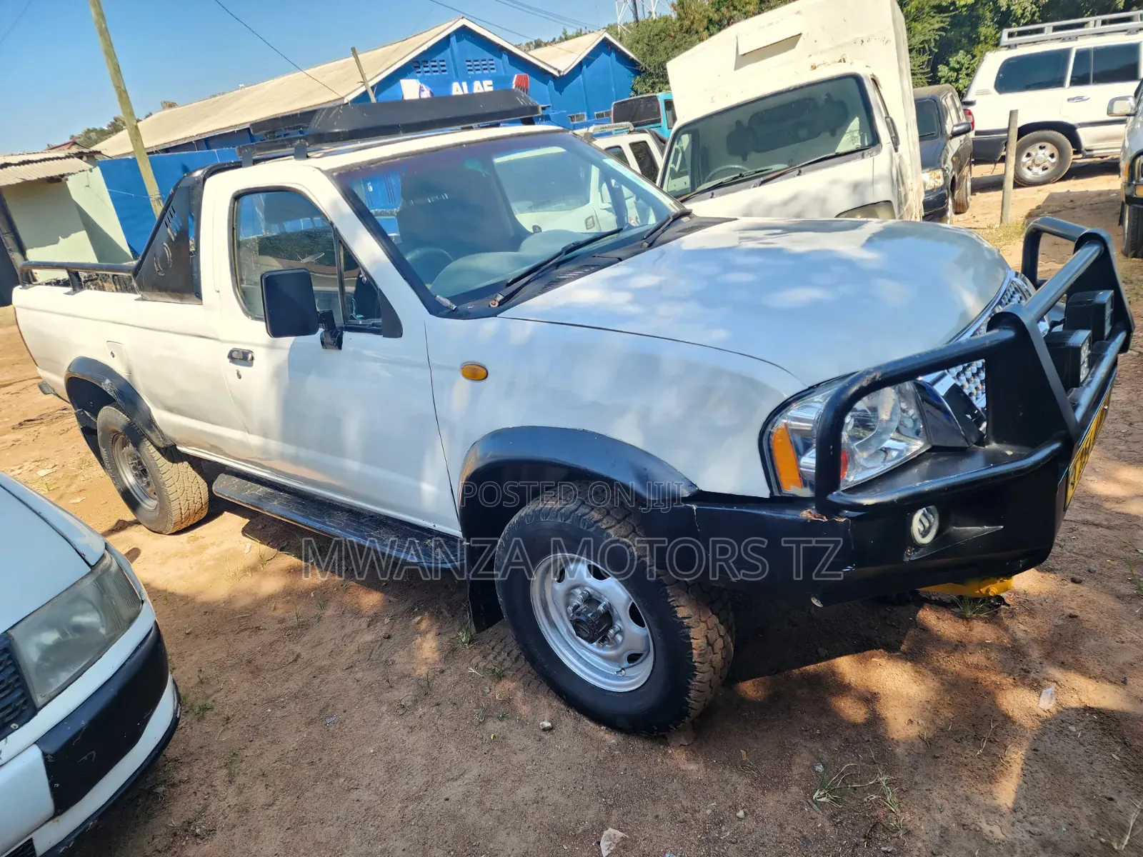 Nissan Hardbody 2000i 2006 White