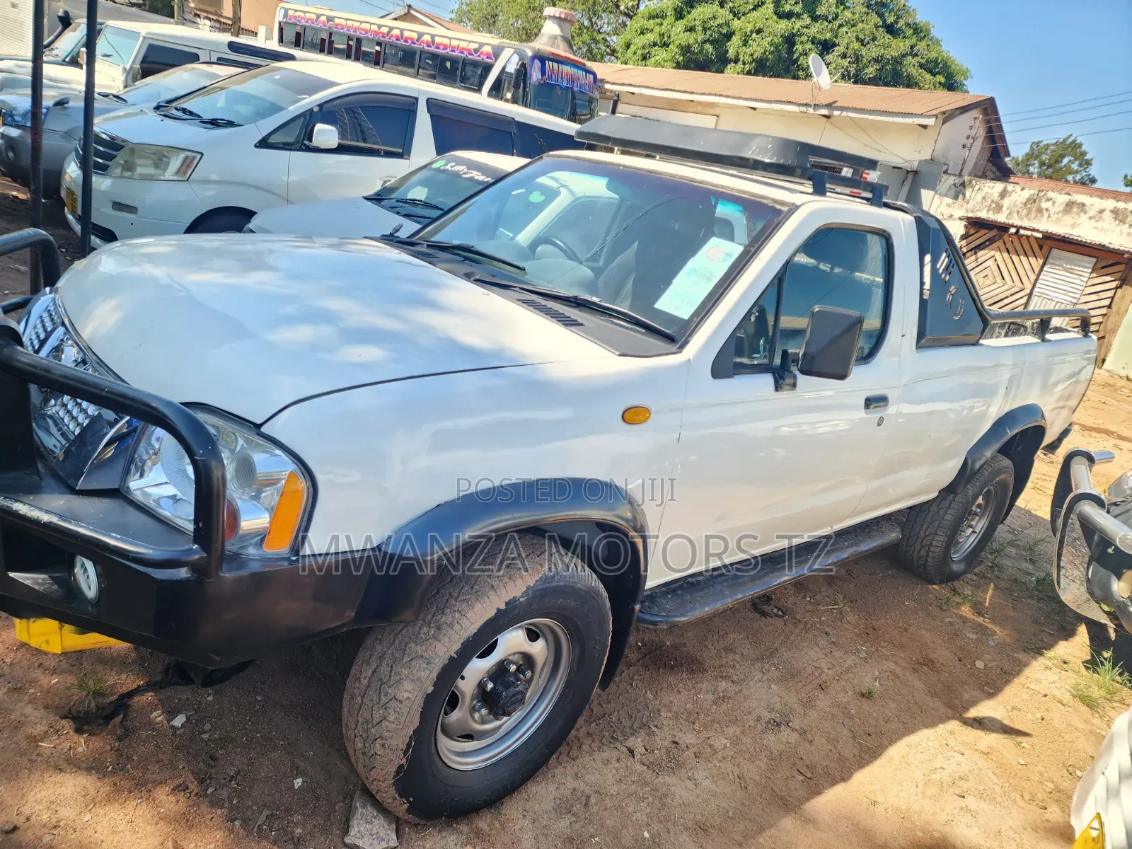 Nissan Hardbody 2000i 2006 White