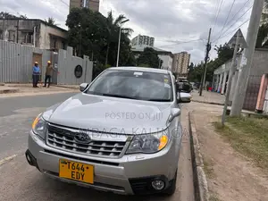 Subaru Forester 2.0D XS 2011 Silver