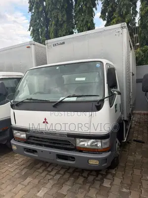 Mitsubishi Canter Box Body