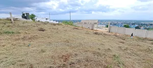 Kiwanja Kinauzwa Kilimahewa Mbweni