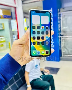 Apple iPhone 11 64 GB White
